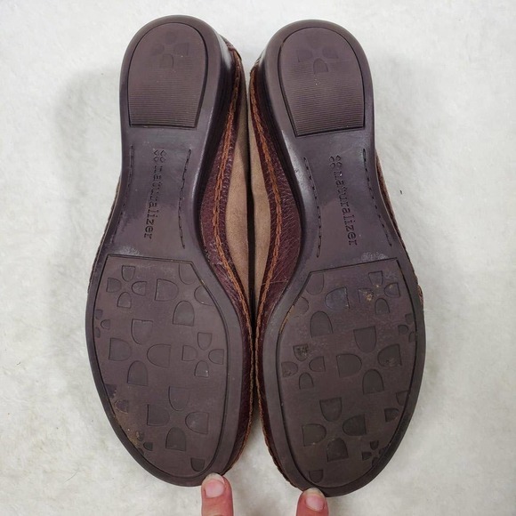 Naturalizer Clamor Slip-On Taupe Brown Size 8N Narrow - Picture 7 of 9
